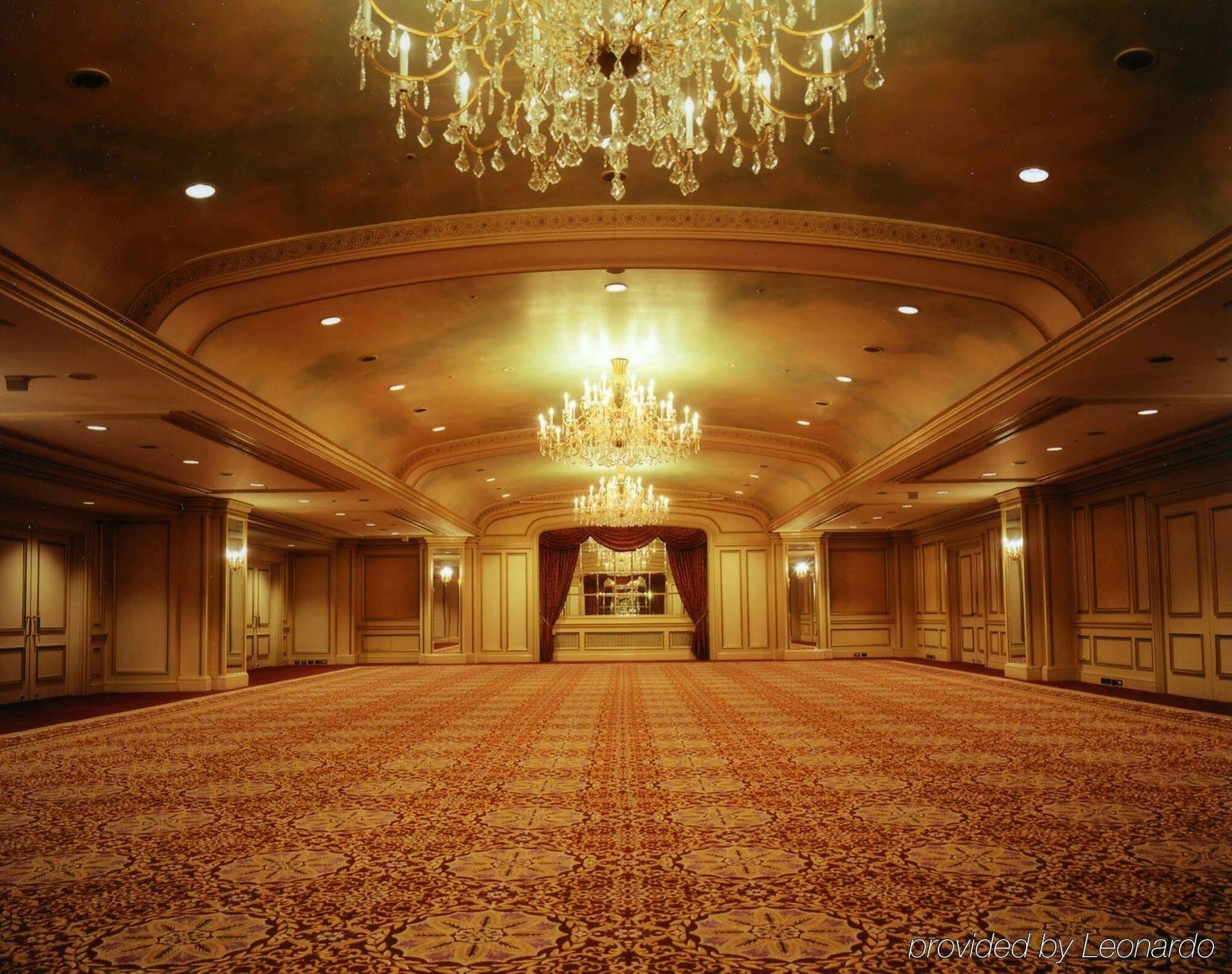 โรงแรม โรงแรมริงก้า รอยัล 4*